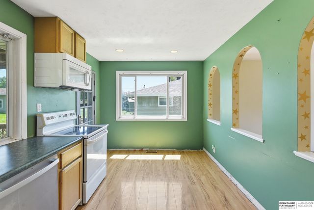 3823 N 88 Avenue, Omaha, NE 68134