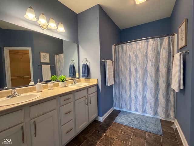 1341 Stoney Pointe Way, Avon, IN 46123
