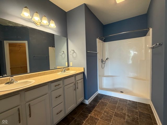 1341 Stoney Pointe Way, Avon, IN 46123