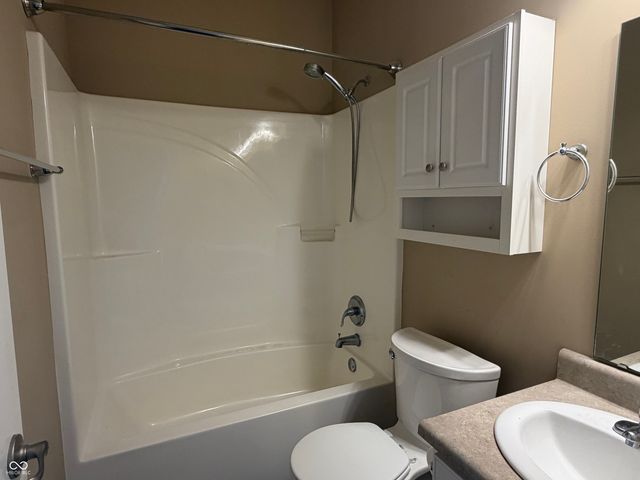 1341 Stoney Pointe Way, Avon, IN 46123