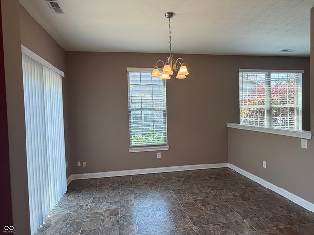 1341 Stoney Pointe Way, Avon, IN 46123