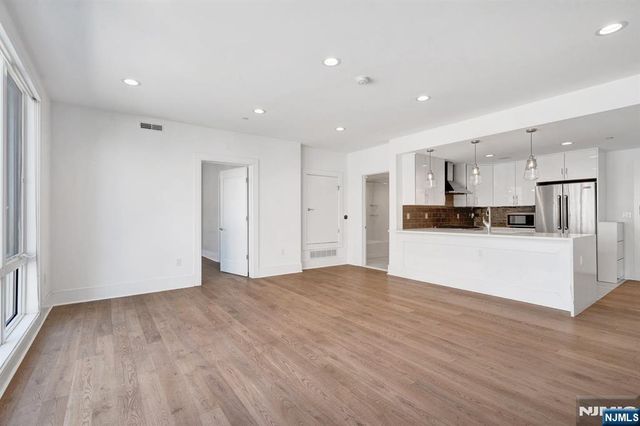 209-211 Hack Plk Road 2A, Weehawken, NJ 07086