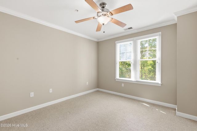 648 Village Park Drive 204, Wilmington, NC 28405