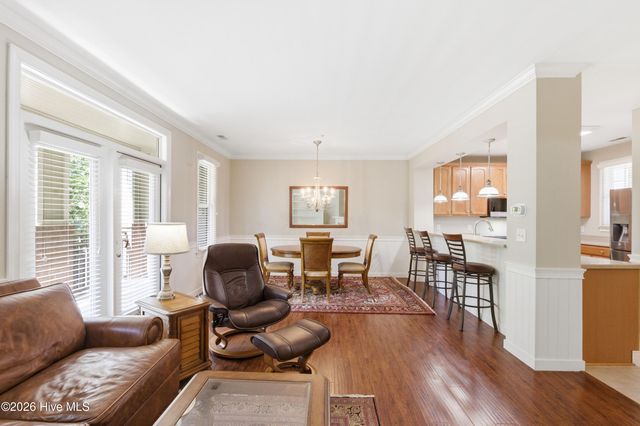 648 Village Park Drive 204, Wilmington, NC 28405