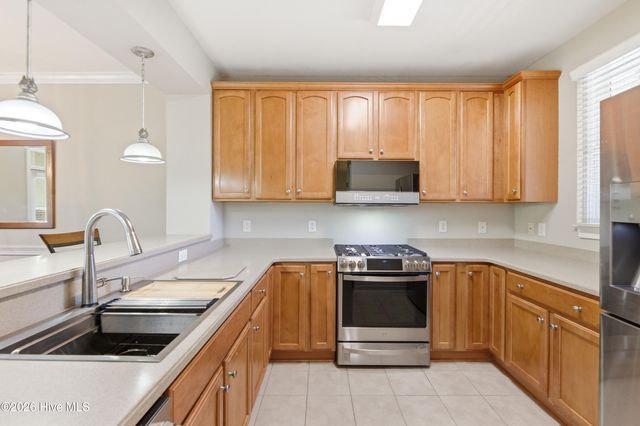 648 Village Park Drive 204, Wilmington, NC 28405