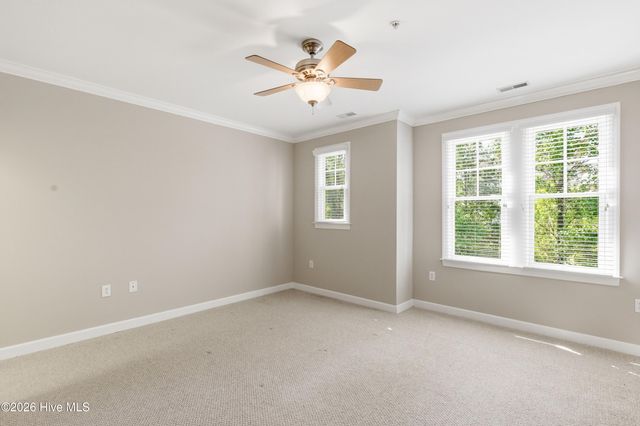 648 Village Park Drive 204, Wilmington, NC 28405