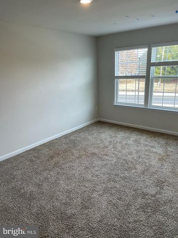 413 TEVIS ST, Winchester, VA 22601