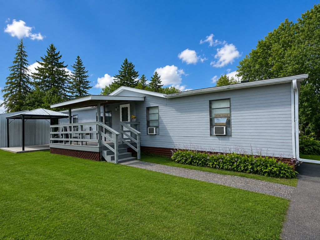 2628 Mickey Lane, Maplewood, MN 55119 — exterior