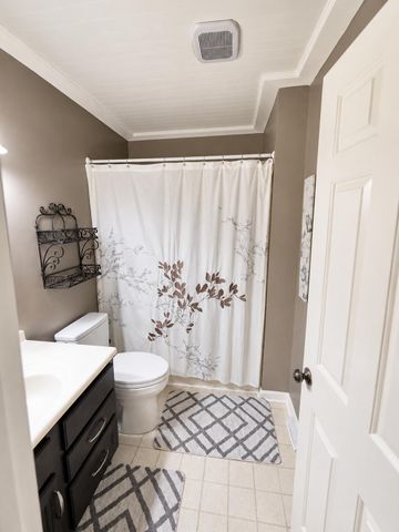 111 Lone Oak Drive, Nicholasville, KY 40356
