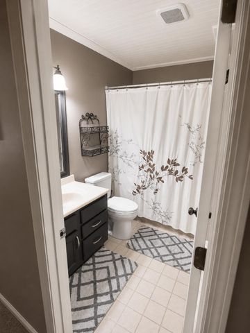 111 Lone Oak Drive, Nicholasville, KY 40356