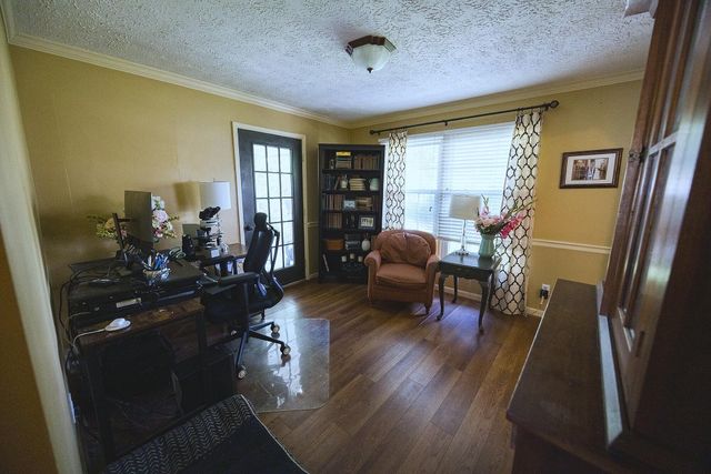 111 Lone Oak Drive, Nicholasville, KY 40356