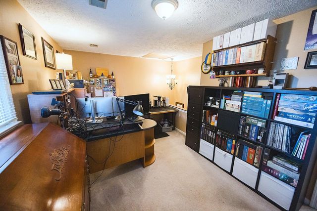 111 Lone Oak Drive, Nicholasville, KY 40356