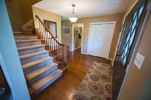 111 Lone Oak Drive, Nicholasville, KY 40356
