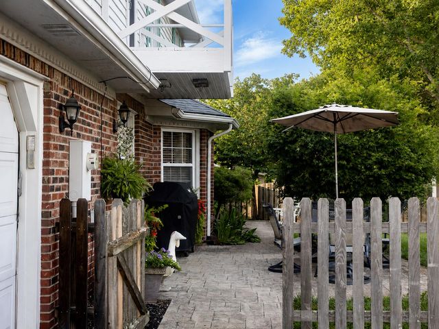 111 Lone Oak Drive, Nicholasville, KY 40356