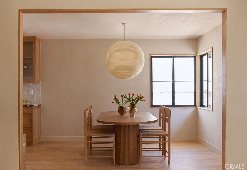 Image 14 of property listing at 4367 Rising Hill, Altadena, CA 91001