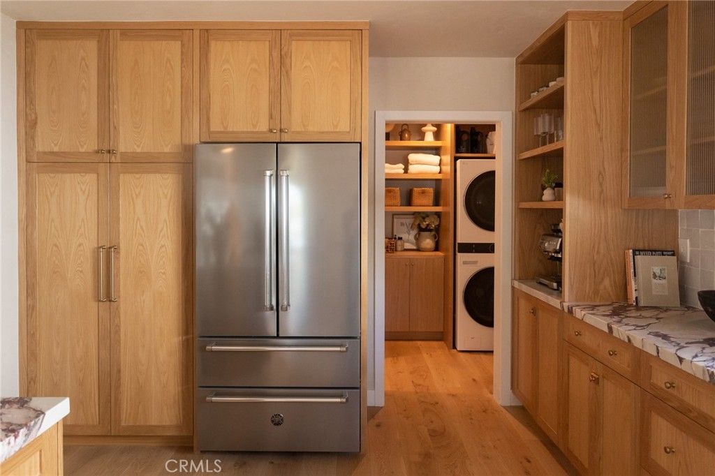 Image 26 of property listing at 4367 Rising Hill, Altadena, CA 91001