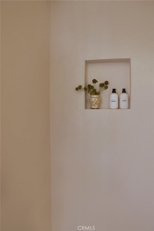 Image 39 of property listing at 4367 Rising Hill, Altadena, CA 91001