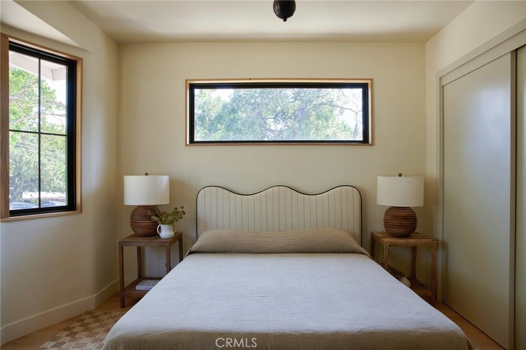 Image 42 of property listing at 4367 Rising Hill, Altadena, CA 91001