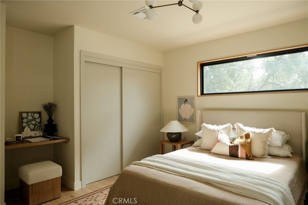 Image 44 of property listing at 4367 Rising Hill, Altadena, CA 91001