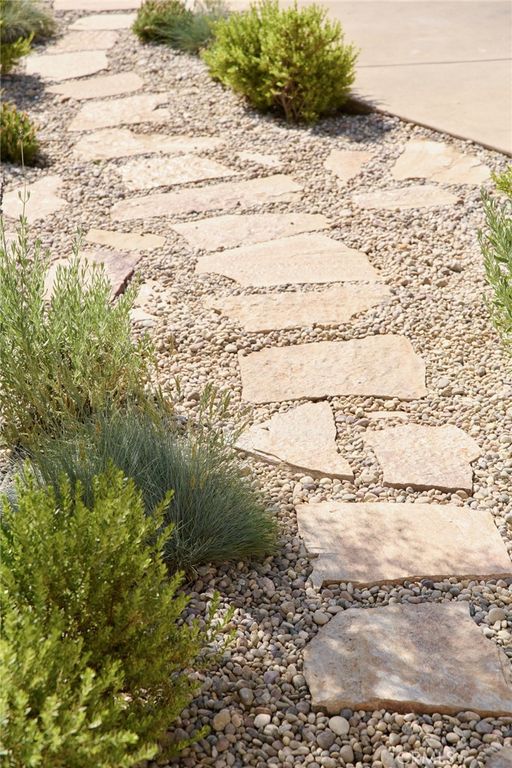 Image 46 of property listing at 4367 Rising Hill, Altadena, CA 91001