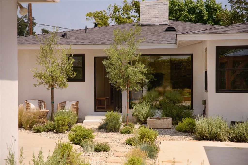 Image 48 of property listing at 4367 Rising Hill, Altadena, CA 91001