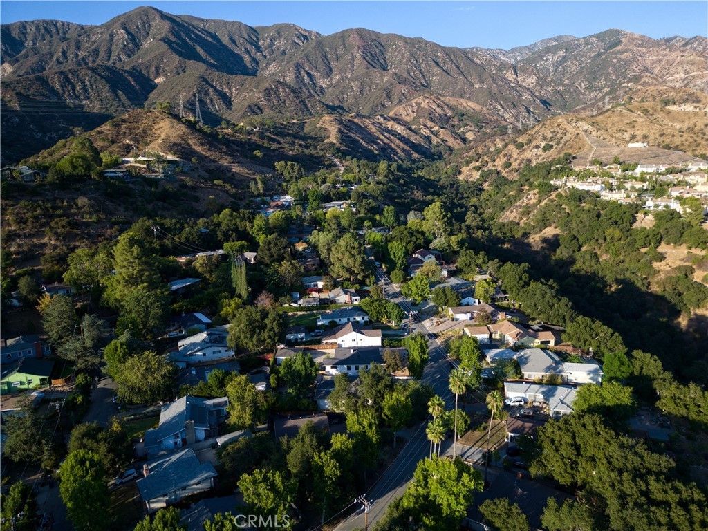 Image 62 of property listing at 4367 Rising Hill, Altadena, CA 91001