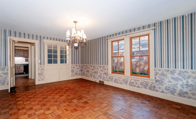 194 Moross Road, Grosse Pointe Farms, MI 48236