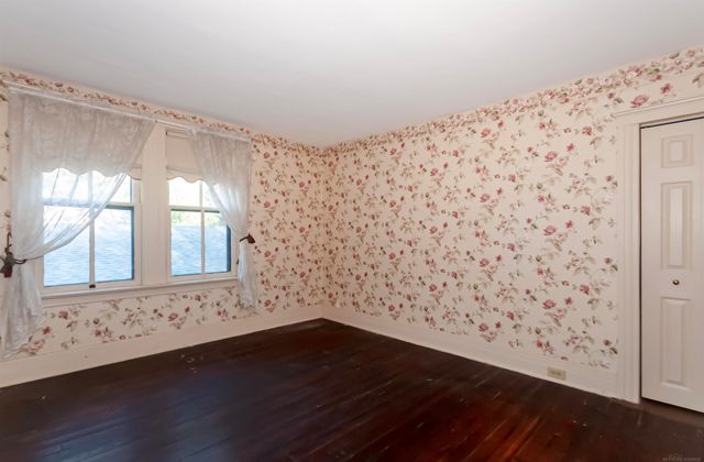 194 Moross Road, Grosse Pointe Farms, MI 48236