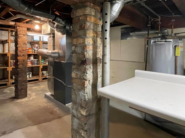 194 Moross Road, Grosse Pointe Farms, MI 48236