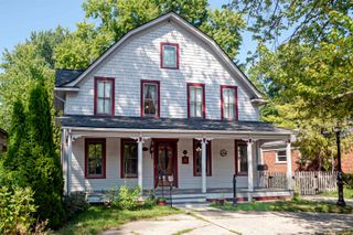 194 Moross Road, Grosse Pointe Farms, MI 48236