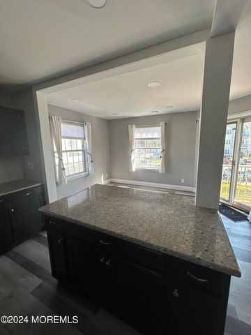 231 Atlantic Street 54, Keyport, NJ 07735