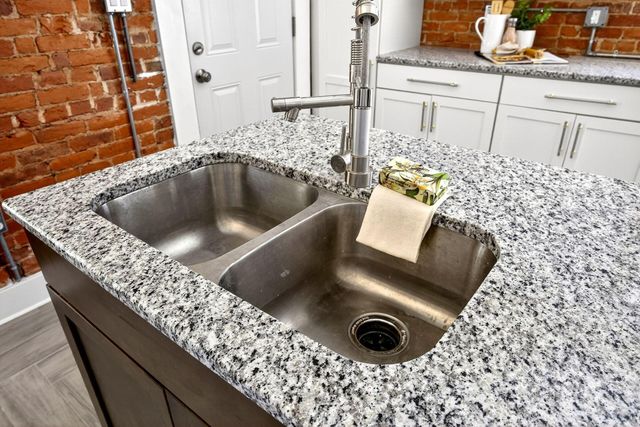 728 Miller Avenue, Columbus, OH 43205