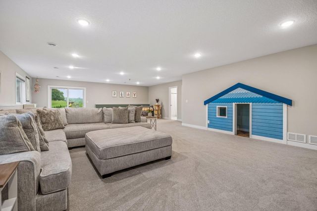 16885 Inca Street NW, Andover, MN 55304
