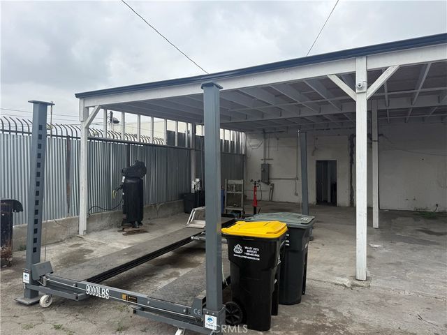 727 S Atlantic, Los Angeles, CA 90022