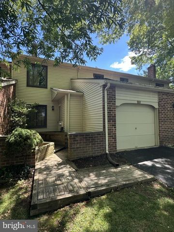 205 BERNARD CT, Chesterbrook, PA 19087