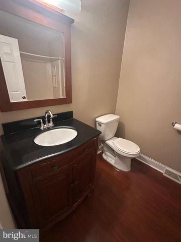 205 BERNARD CT, Chesterbrook, PA 19087