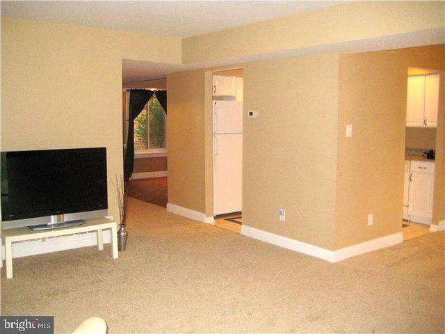 205 BERNARD CT, Chesterbrook, PA 19087