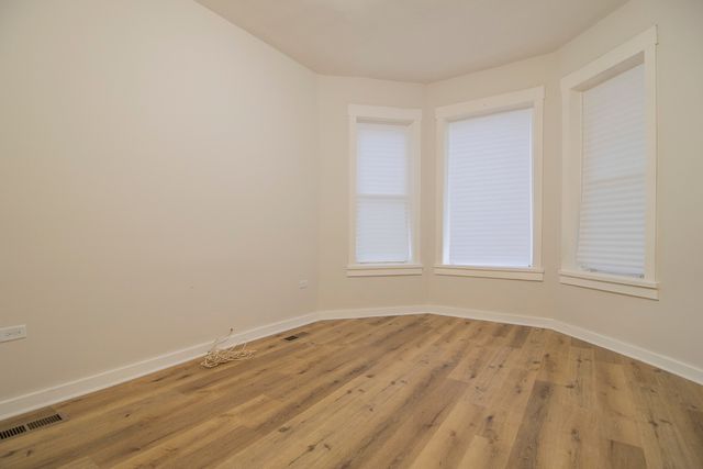 1141 S Francisco Avenue 1F, Chicago, IL 60612