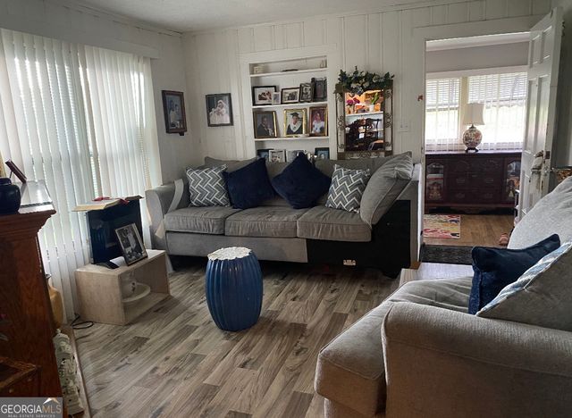 1157 Rocky Creek Road, Macon, GA 31206