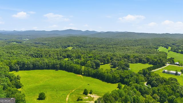 527 Jim Carter Road, Clarkesville, GA 30523