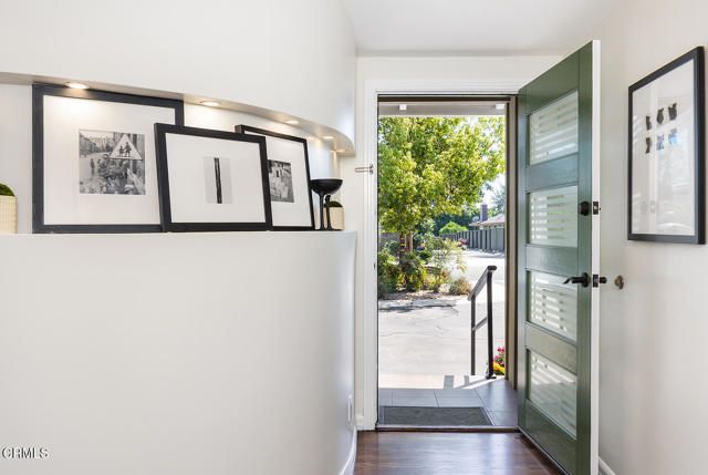 1285 S Euclid Avenue, Pasadena, CA 91106