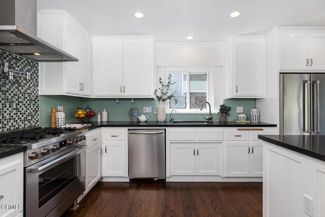 1285 S Euclid Avenue, Pasadena, CA 91106