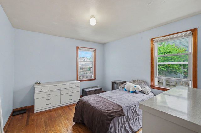 227 Leyden Avenue SW, Grand Rapids, MI 49504