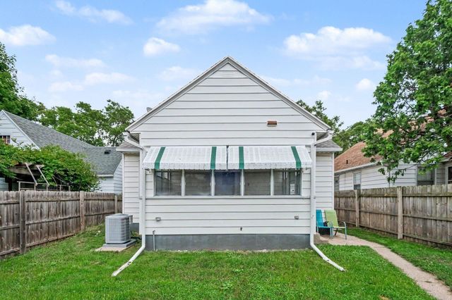 227 Leyden Avenue SW, Grand Rapids, MI 49504