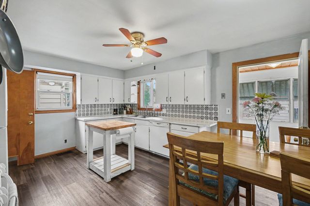 227 Leyden Avenue SW, Grand Rapids, MI 49504
