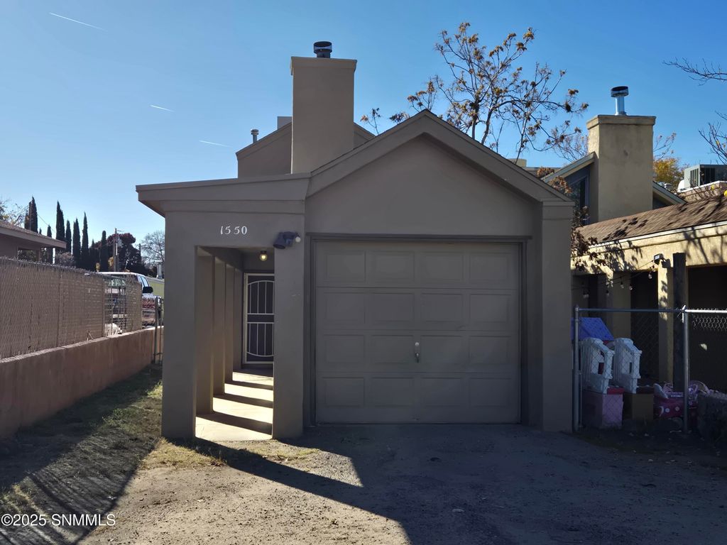 1550 N Willow Street, Las Cruces, NM 88001
