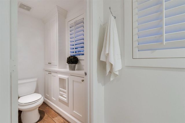 1238 W 22nd Street, Houston, TX 77008