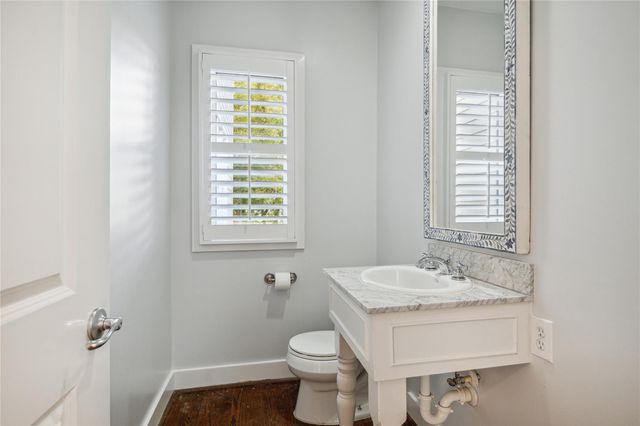 1238 W 22nd Street, Houston, TX 77008