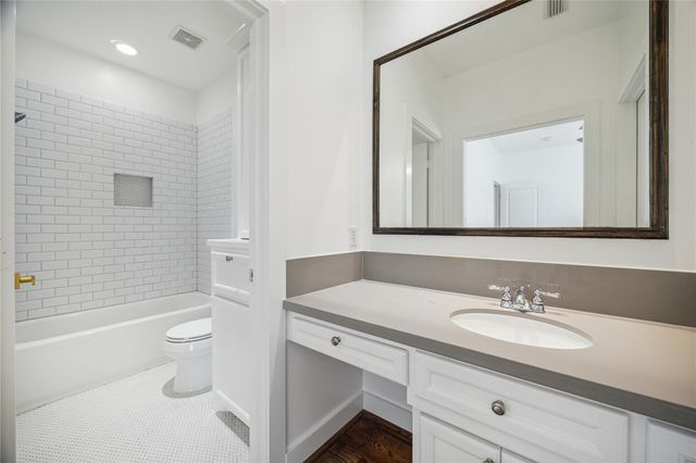 1238 W 22nd Street, Houston, TX 77008