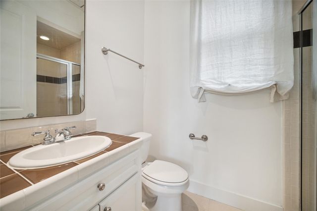 1238 W 22nd Street, Houston, TX 77008